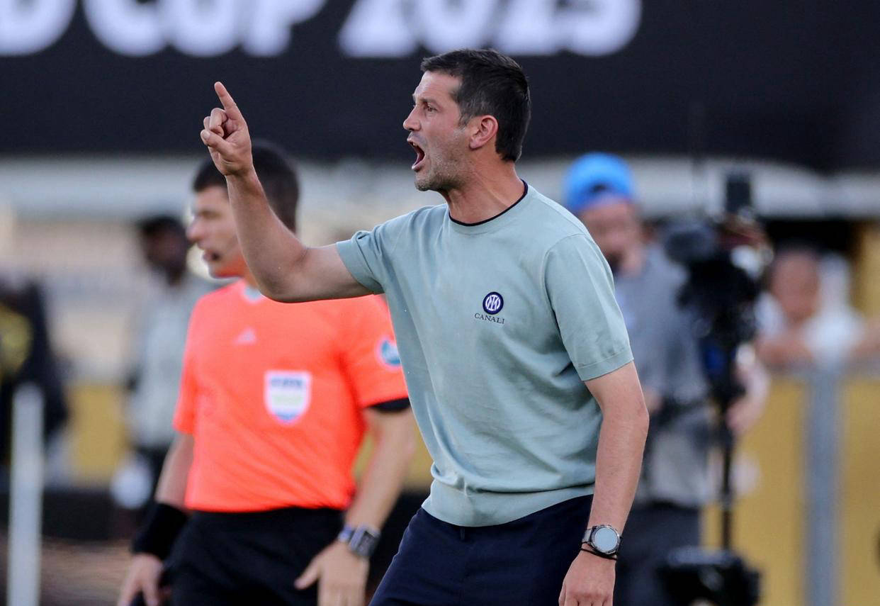 意甲最新动态:米兰核心坚信夺冠,劳塔罗对齐沃换人表达不满