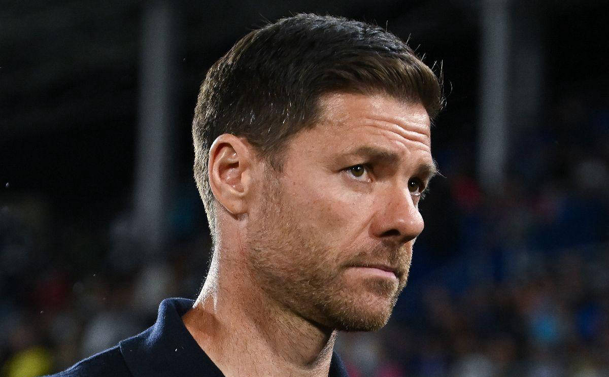 阿隆索下课新论调曝光!球星爆料:硬刚高层绝不妥协,结局早已注定