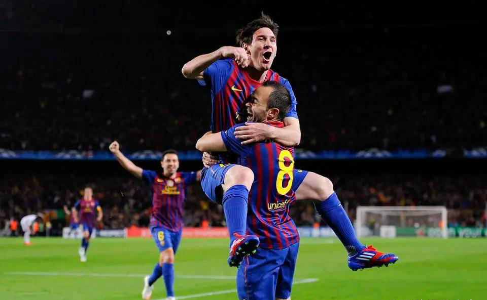 欧冠历史第一锋霸！外媒公布单赛季进球12+球员名单，C罗遥遥领先